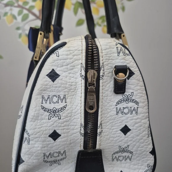 MCM Purse - Picture 3 of 11